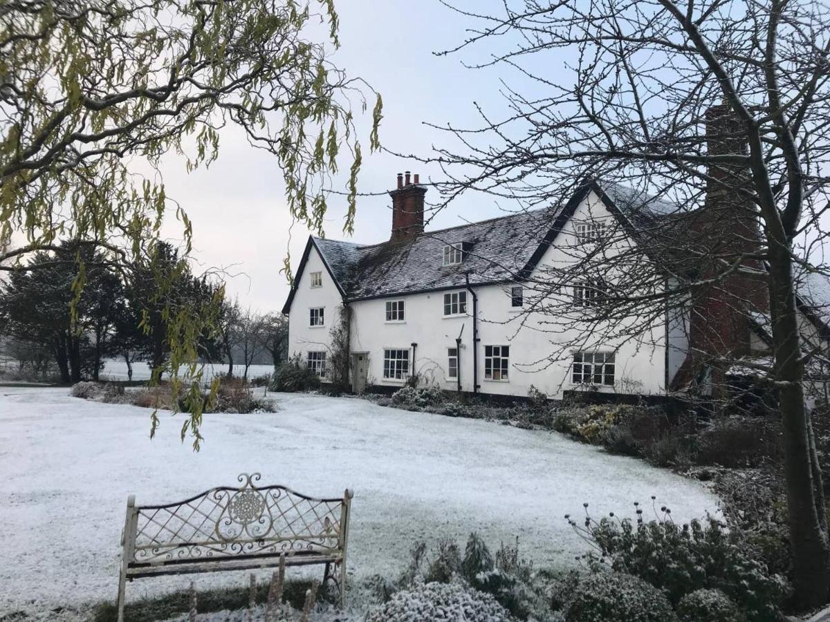 The Dairy, One Bedroom Cottage In A 15Th Century Farmhouse Parham Exteriér fotografie