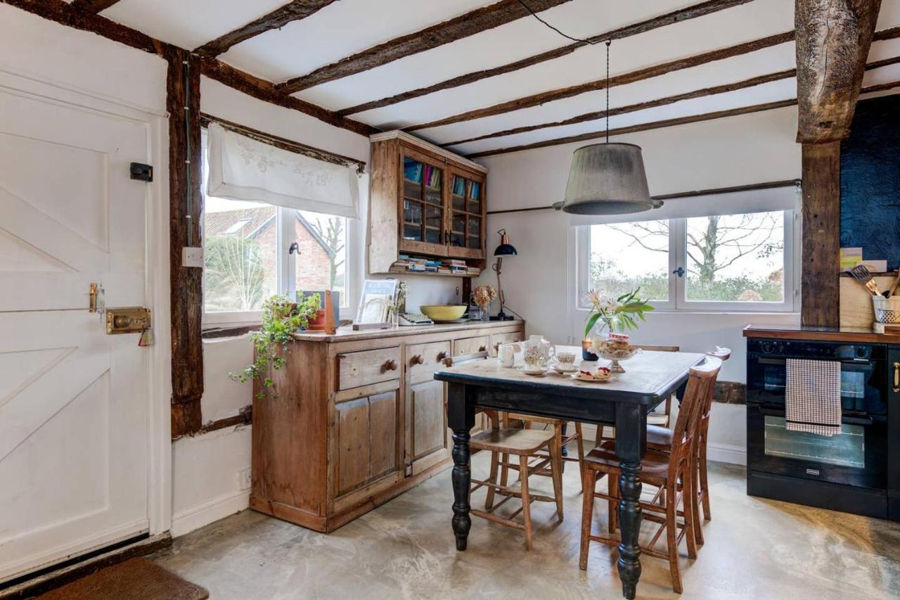 The Dairy, One Bedroom Cottage In A 15Th Century Farmhouse Parham Exteriér fotografie