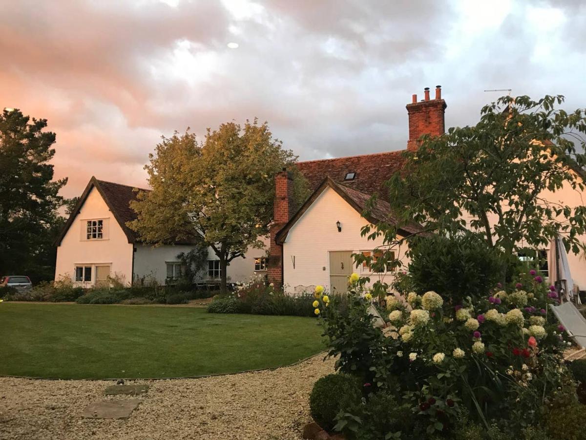 The Dairy, One Bedroom Cottage In A 15Th Century Farmhouse Parham Exteriér fotografie