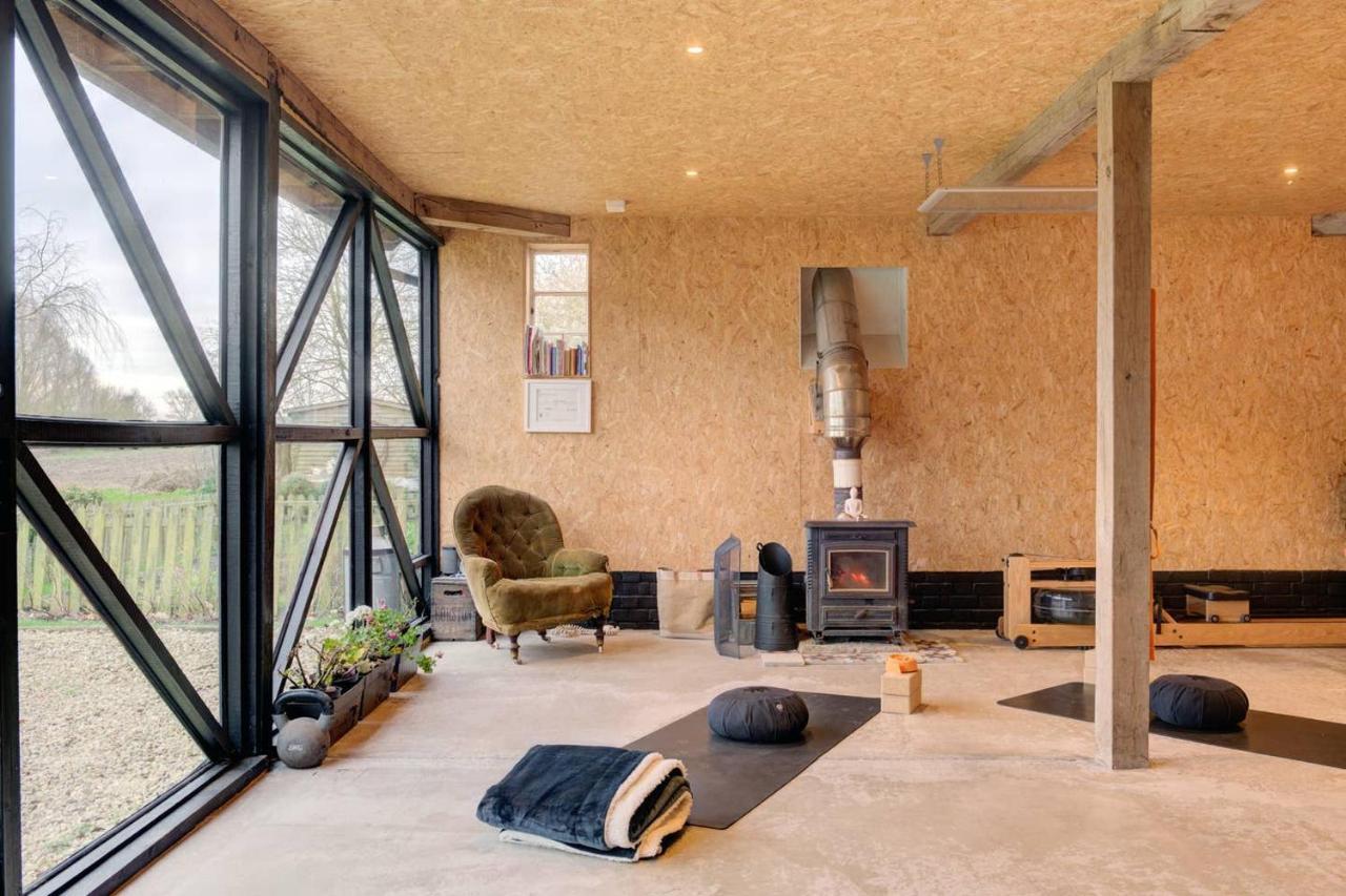 The Dairy, One Bedroom Cottage In A 15Th Century Farmhouse Parham Exteriér fotografie